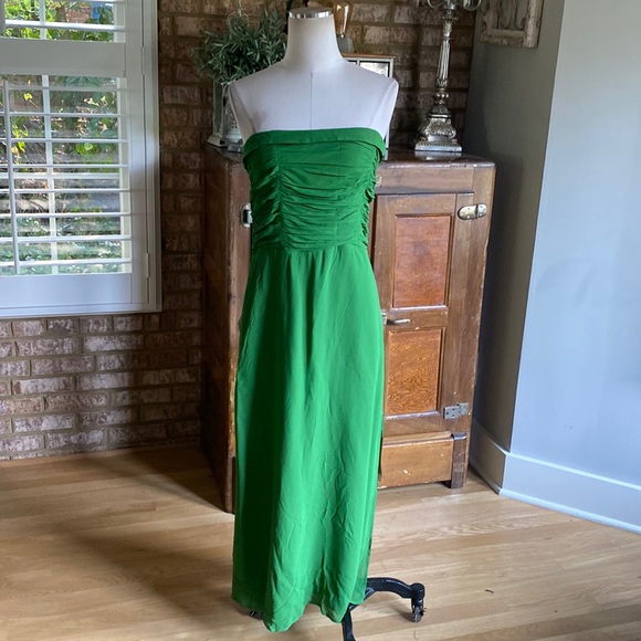 Reformation | Dresses | Reformation Lore Ruched Strapless Midi Dress Kelly  Green New Slit | Poshmark